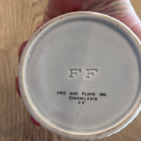 Vintage Fitz & Floyd Trinket Box Pig Ballerina Yellow Tutu - Picture 6 of 6